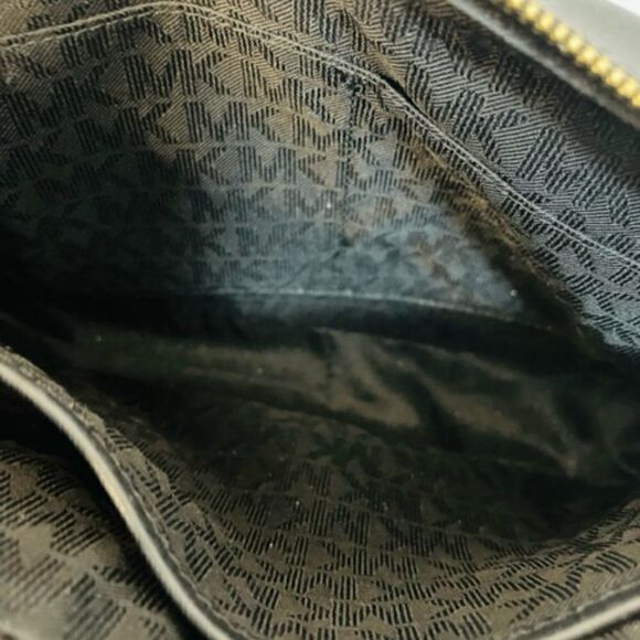 Michael Kors Black Chevron Crossbody Gold Chain Leather  10" by 7" Very Good Con - Picture 6 of 6